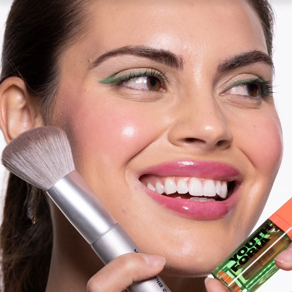 YOUTHFORIA BYO BLUSH Color Changing Blush Oil.$36 Current MSRP. Brand New In Box - Picture 2 of 9